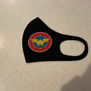 FACE MASK “ Wonder Woman”